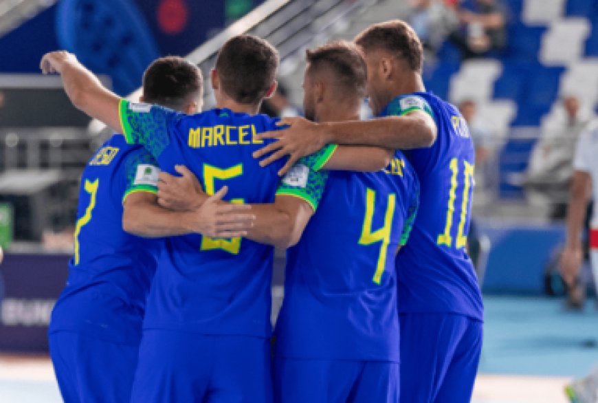 Brasil goleia Croácia e garante classificação às oitavas da Copa do Mundo de futsal