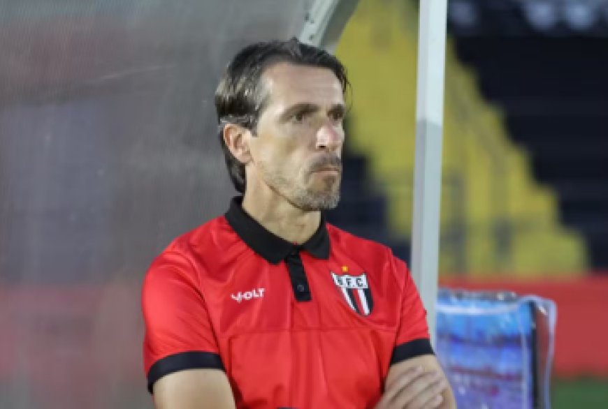 Maus resultados e críticas à torcida derrubam técnico Paulo Gomes no Botafogo-SP